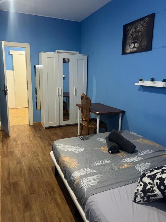 Rooms In Spacious Apartment In City Center 바르셀로나 외부 사진